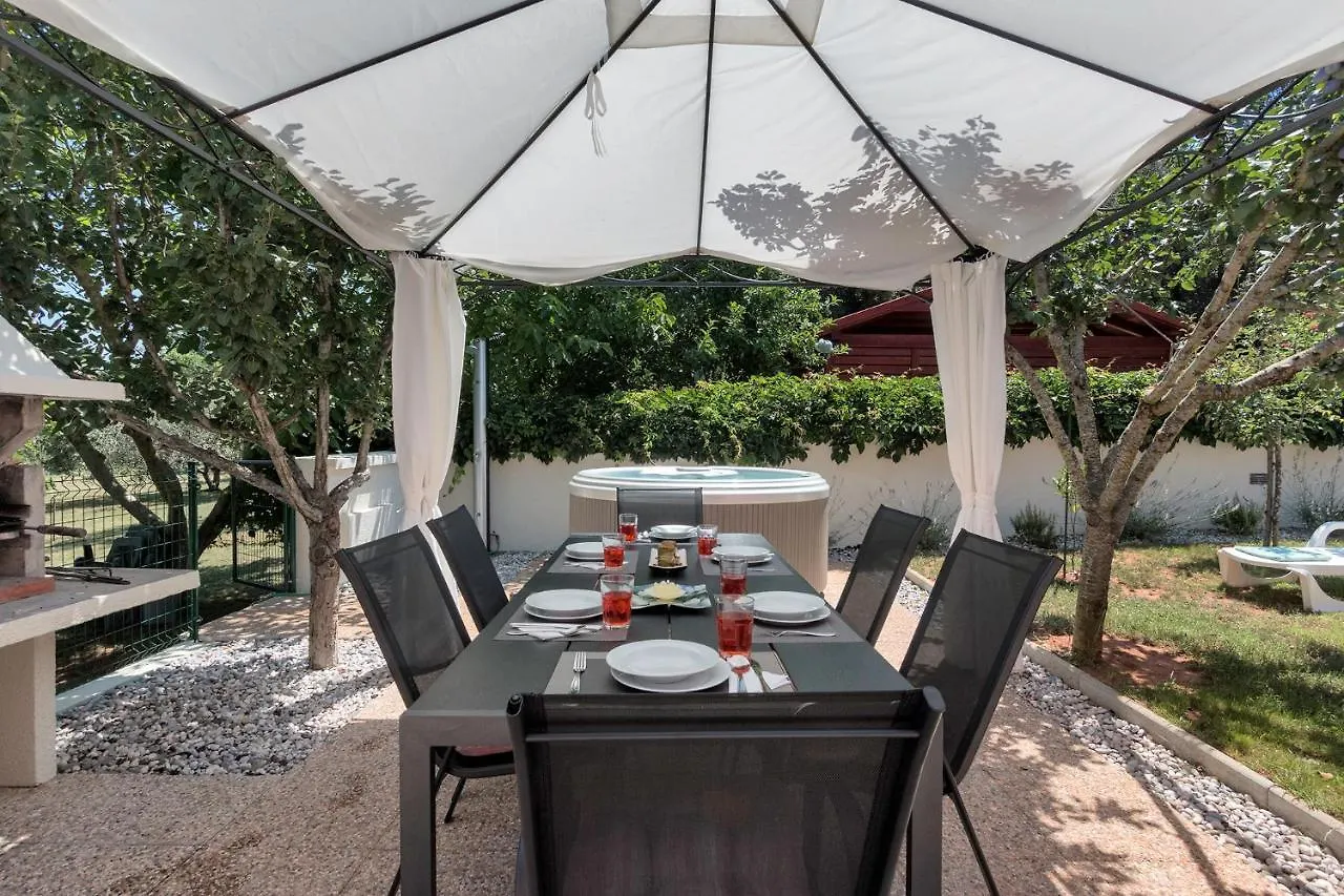Villa House Bumbiste 1703 à Banjole